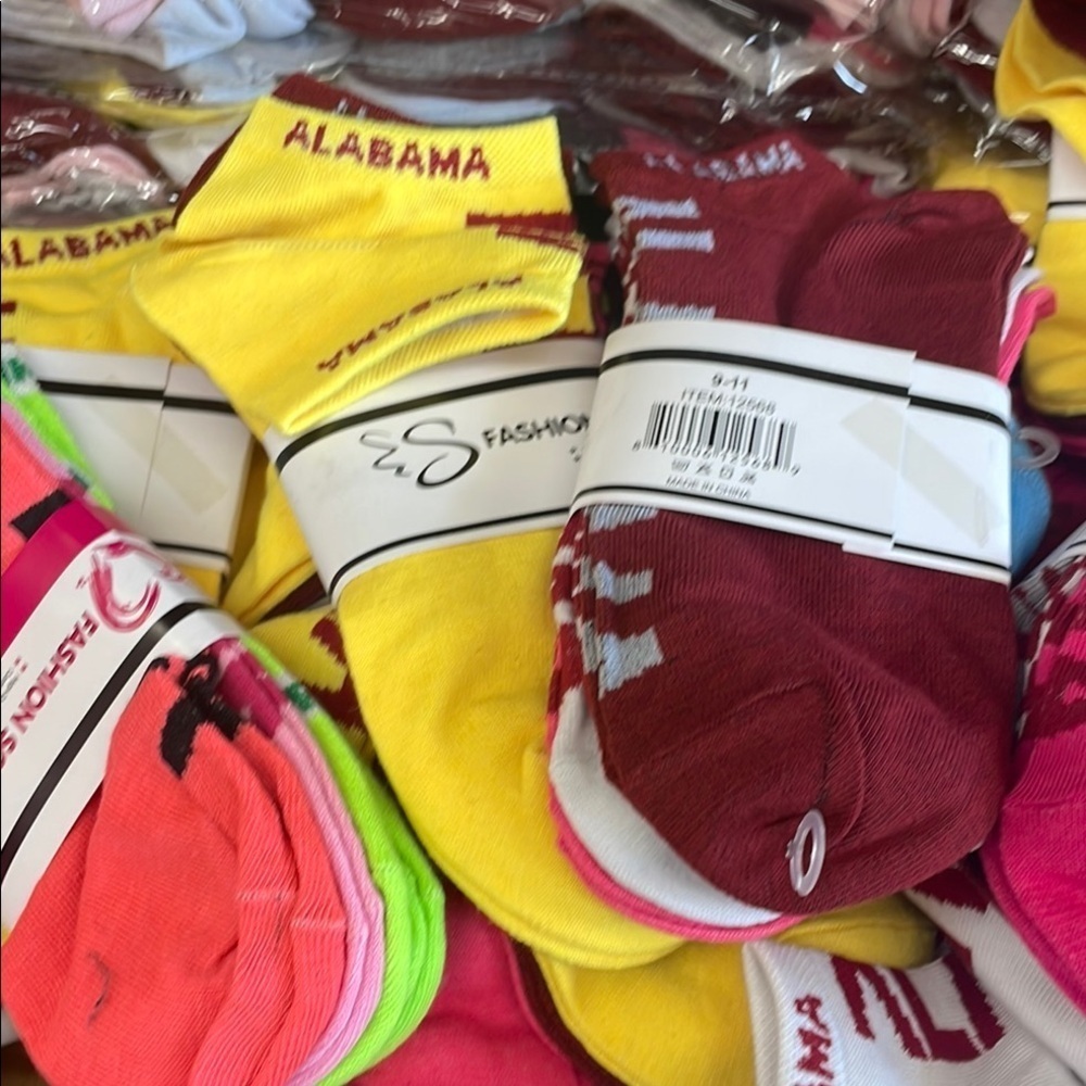 9 socks mixed colors & more Alabama Yellow and Maroon Socks
